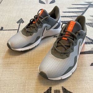 Nike Legend Essential 2 Men's Sneakers, 9.5